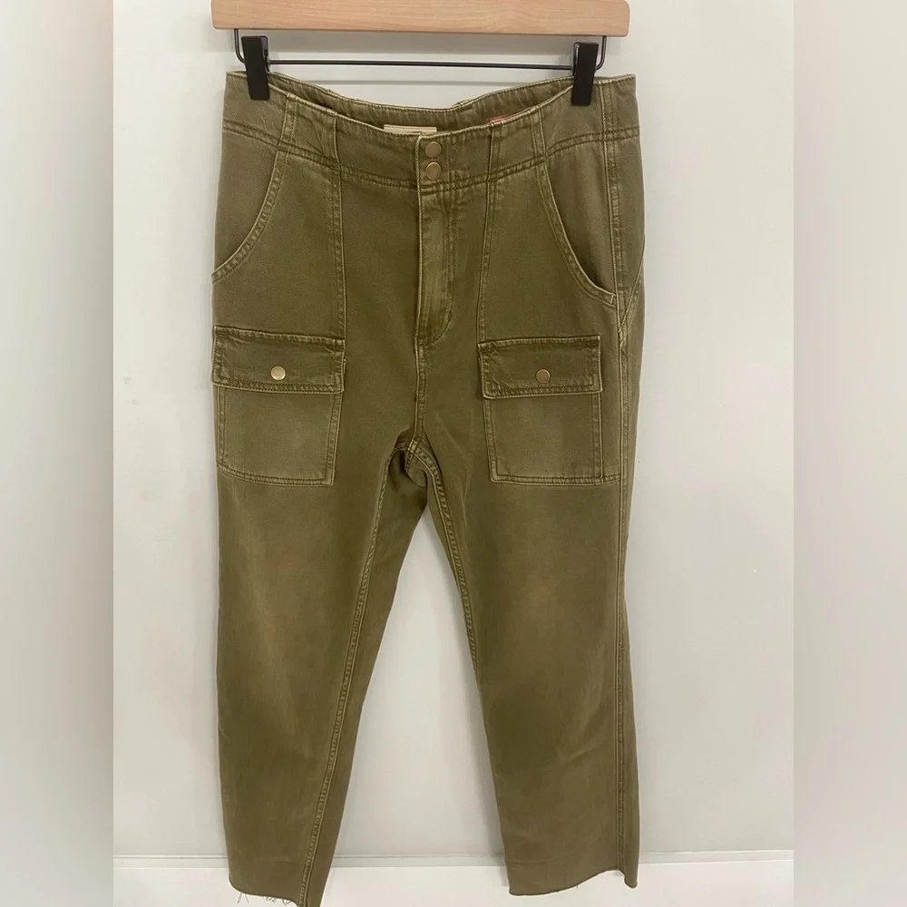 Anthropologie Pilcro Level Utility Pants Safari Green Size 28 cargo Casual. 6 - Picture 2 of 9